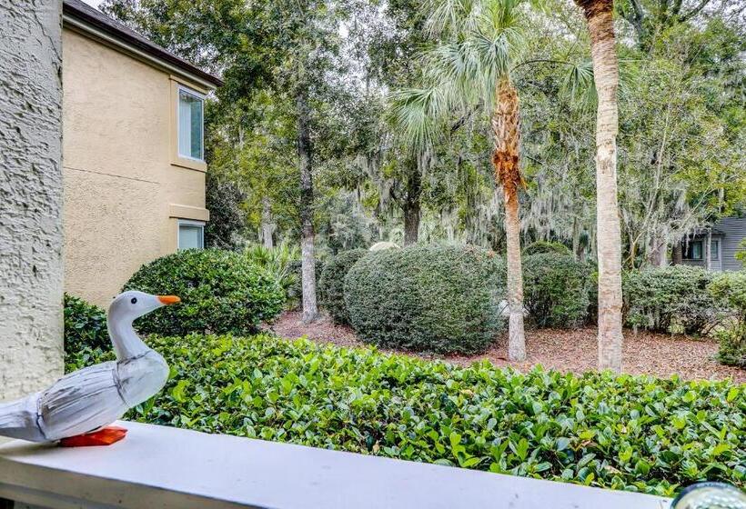 침실 2개 아파트, Colonnade Club 180