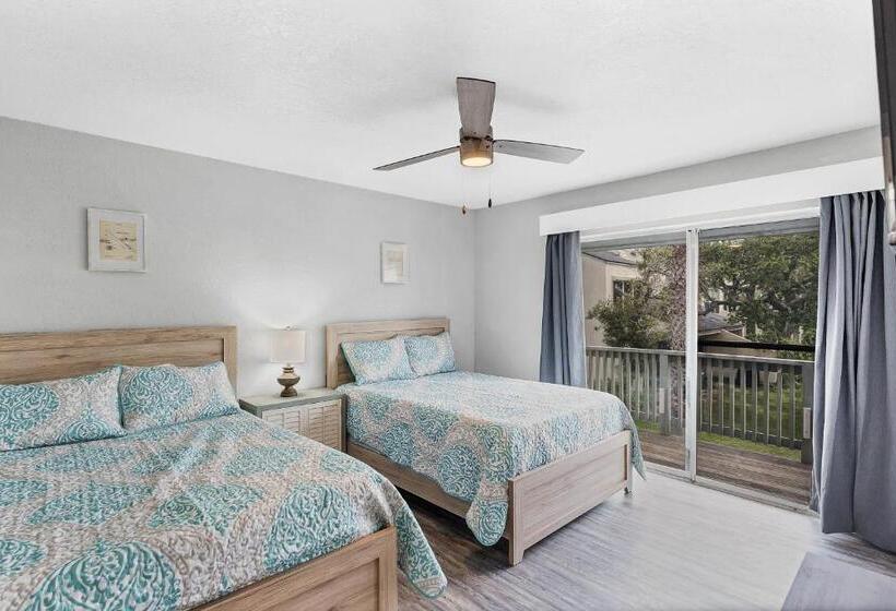 Апартаменты 2 Спальни, Fulton Beach Condos