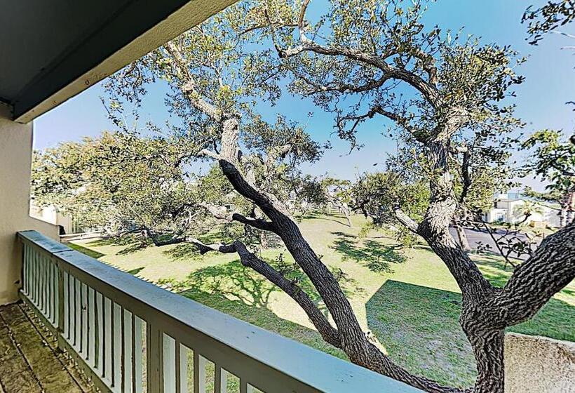 带1个卧室的带阳台的公寓, Fulton Beach Condos