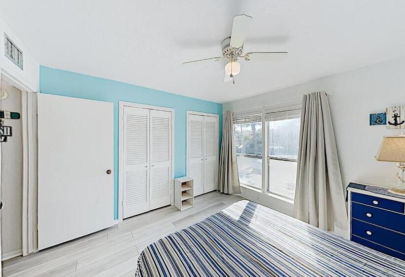 带1个卧室的带阳台的公寓, Fulton Beach Condos