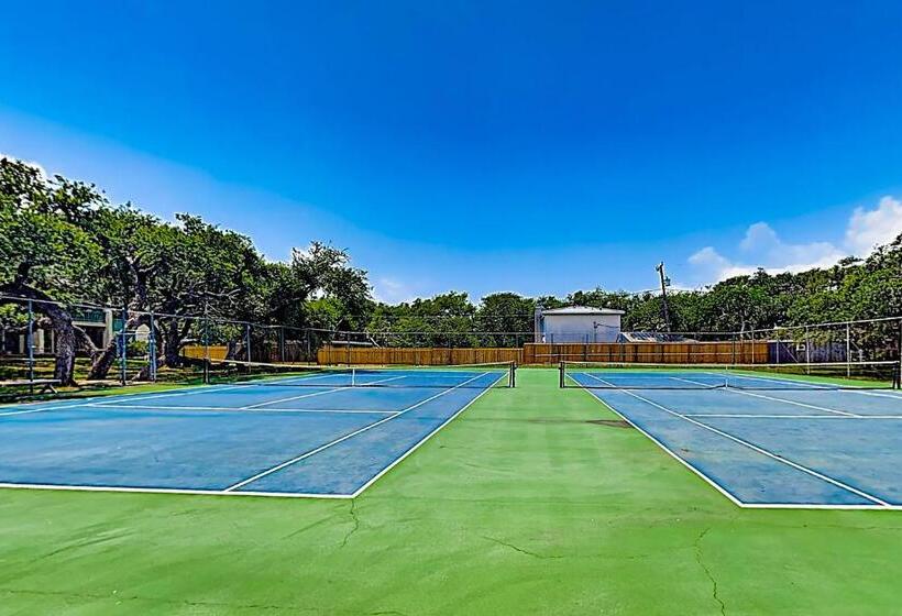 带3个卧室的公寓, Fulton Beach Condos