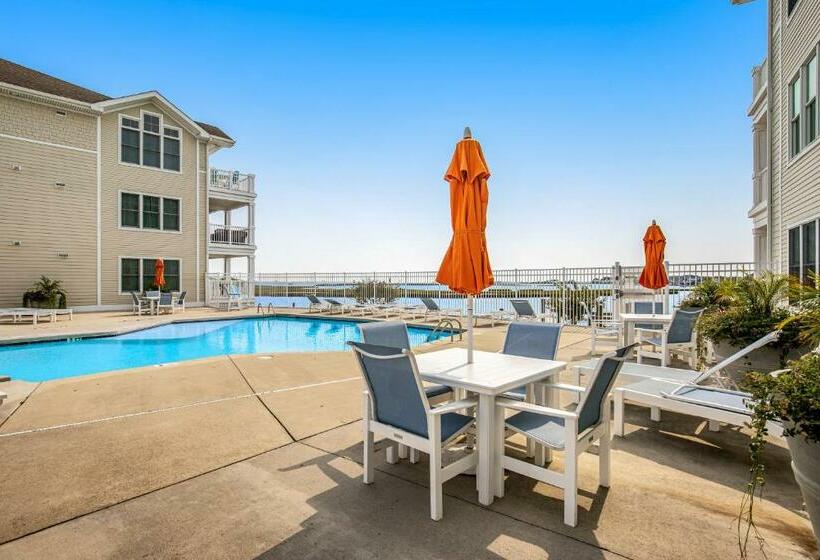 Апартаменты 3 Спальни, Laguna Bay 37286 Lighthouse #207