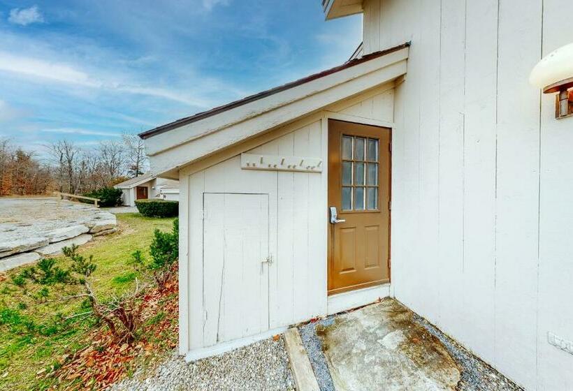 شقة 3 غرف, Bromley Village   Clovers 767a