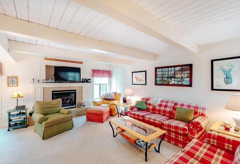 شقة 3 غرف, Bromley Village   Clovers 767a