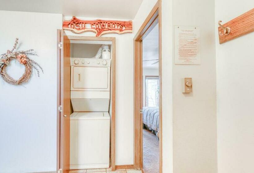 شقة غرفتين, Ski Run C8