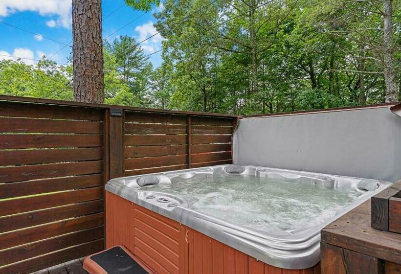 标准工作室, City Escape