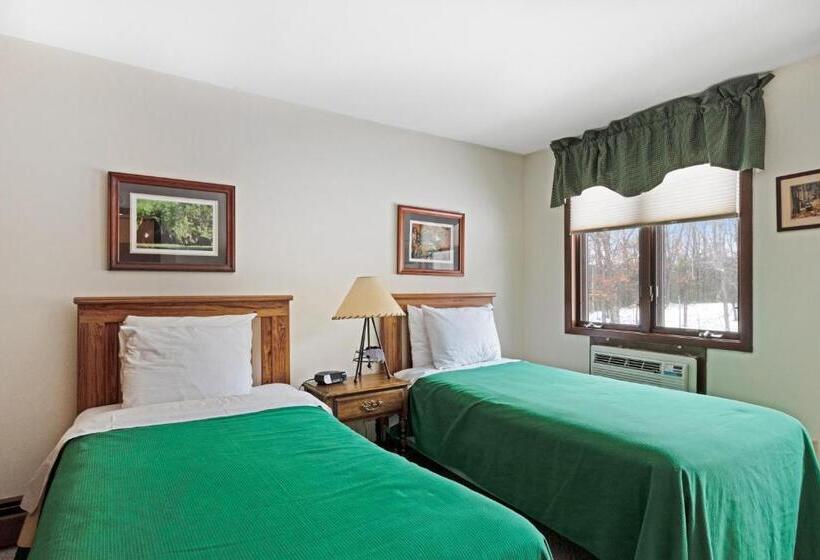 Апартаменты 3 Спальни, Cleerwood Village #264