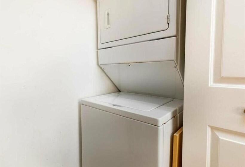 Апартаменты Deluxe 1 Спальня, The Beach Club Resort And Spa Iii