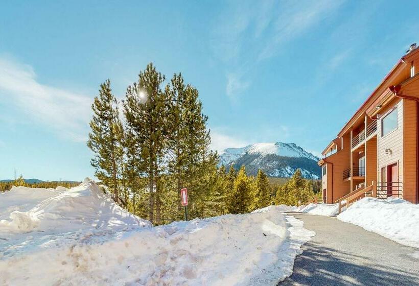 침실 2개 아파트, 2 Bed 2 Bath Apartment In Summit County