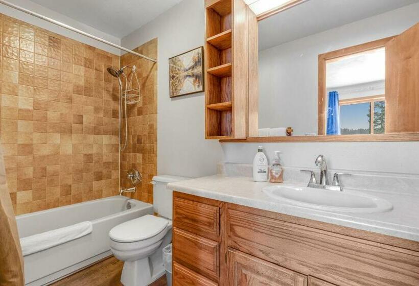 침실 2개 아파트, 2 Bed 2 Bath Apartment In Summit County