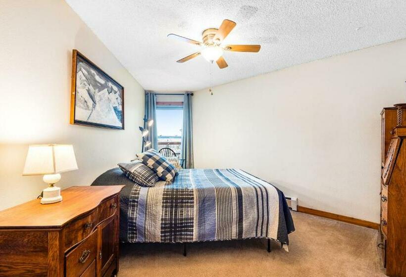 침실 2개 아파트, 2 Bed 2 Bath Apartment In Summit County