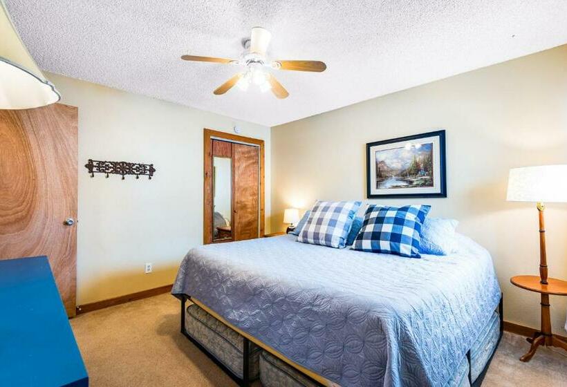 침실 2개 아파트, 2 Bed 2 Bath Apartment In Summit County