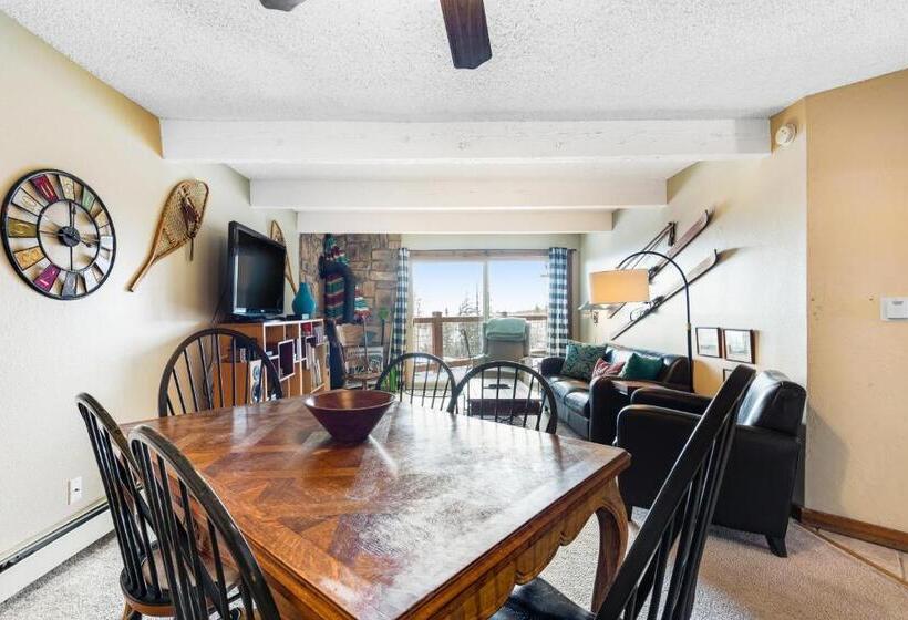 침실 2개 아파트, 2 Bed 2 Bath Apartment In Summit County