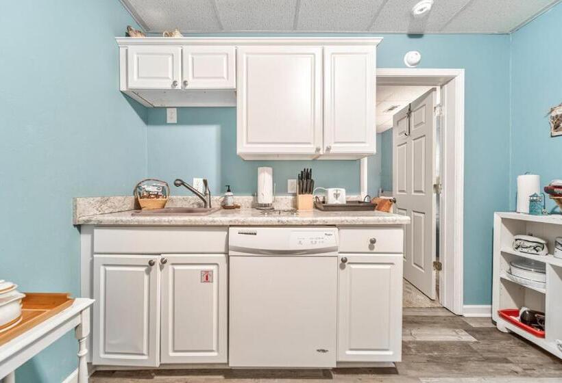 침실 2개 아파트, Cool River Condo Ii