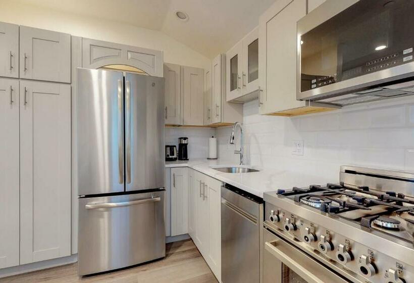 חדר סטודיו סטנדרד, Provincetown Paradise