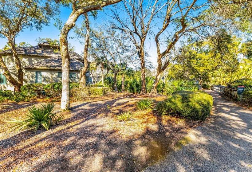 Вилла 2 Спальни, Tennis Club 4709