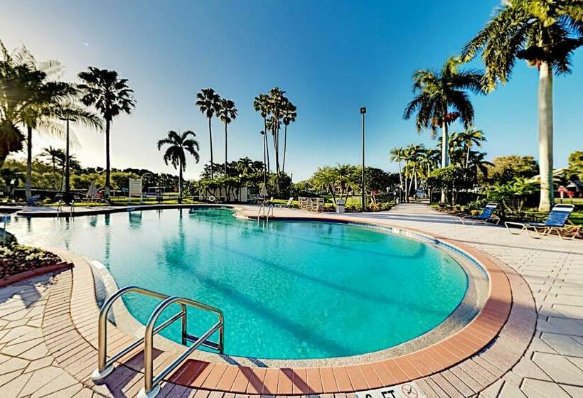 منزل غرفتين نوم, Grand View #103