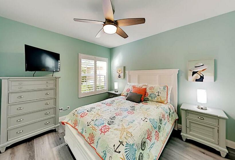 منزل غرفتين نوم, Grand View #103