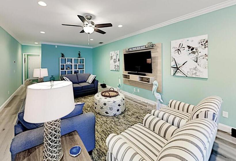 منزل غرفتين نوم, Grand View #103