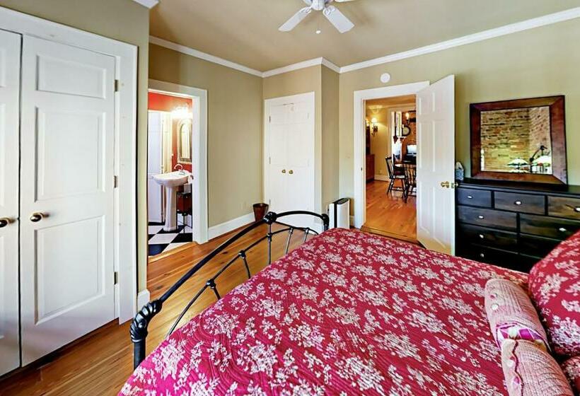 Апартаменты 2 Спальни, North Star Manor