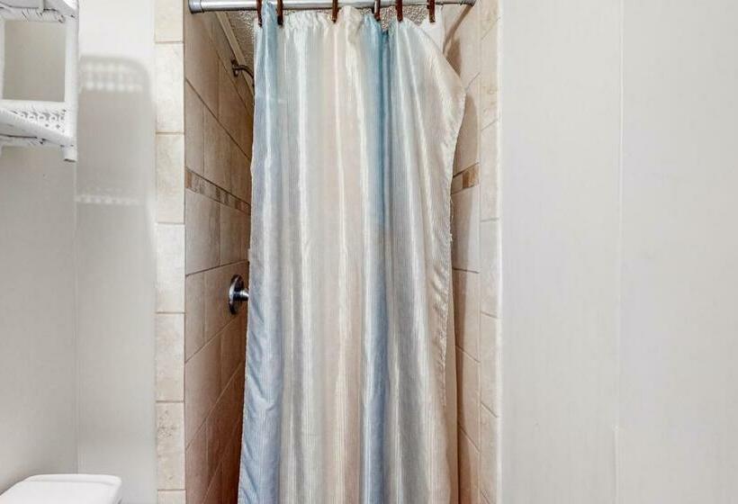 شقة غرفتين, Cedar Shores     30142 Cedar Shores Rd #e144