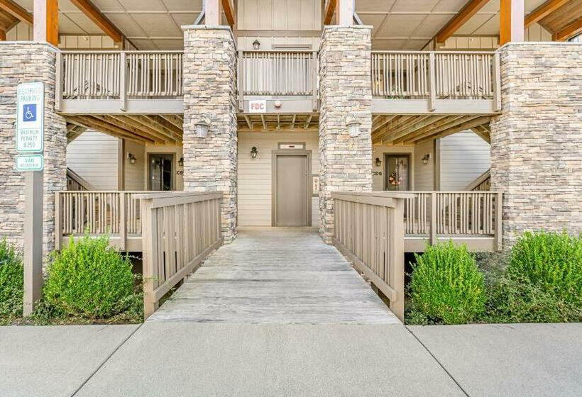 Апартаменты 3 Спальни, Red Tail Summit