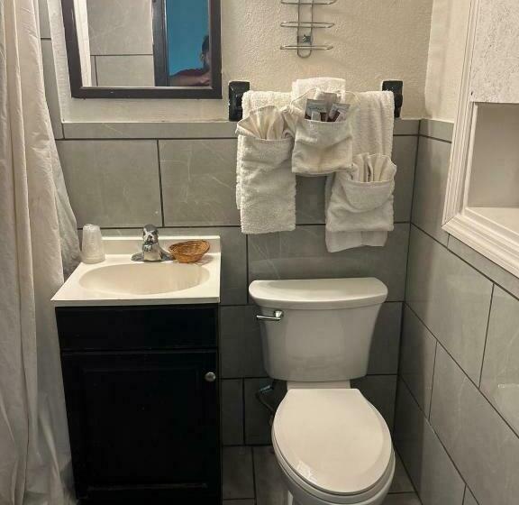 غرفة قياسية فردية, Hillcrist Motel