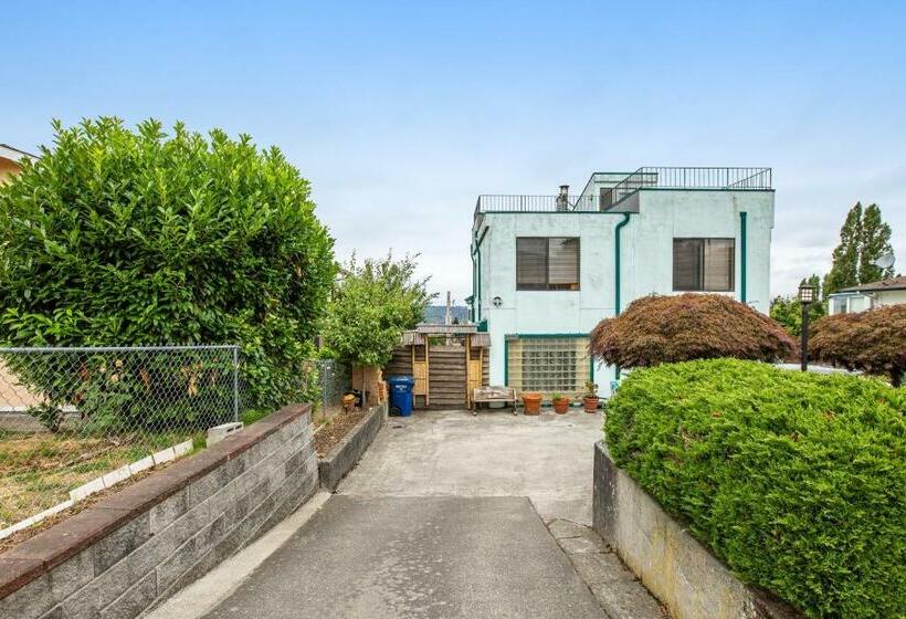 스탠다드 스튜디오, Beacon Hill Hideaway