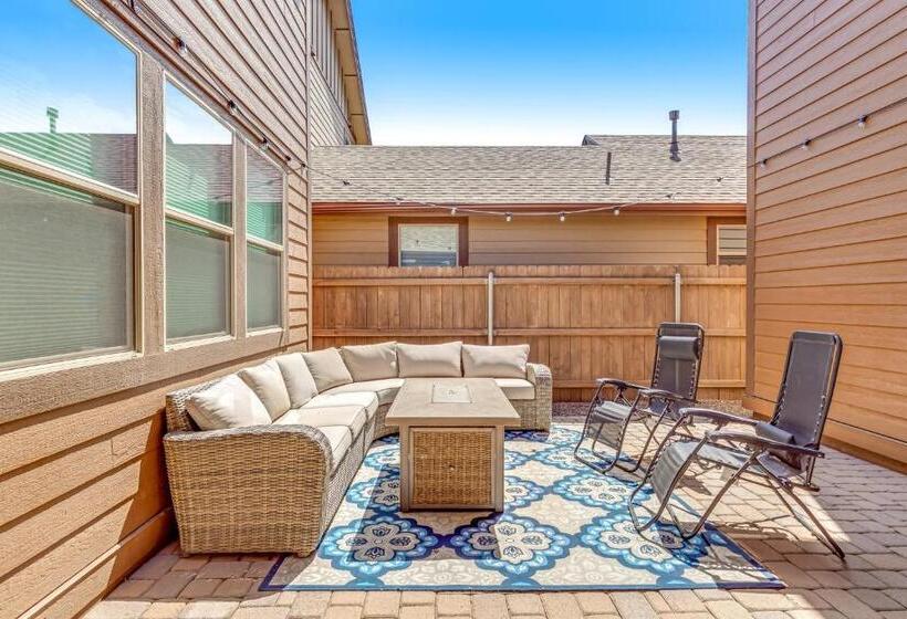 스탠다드 스튜디오, Hideaway In The Sun