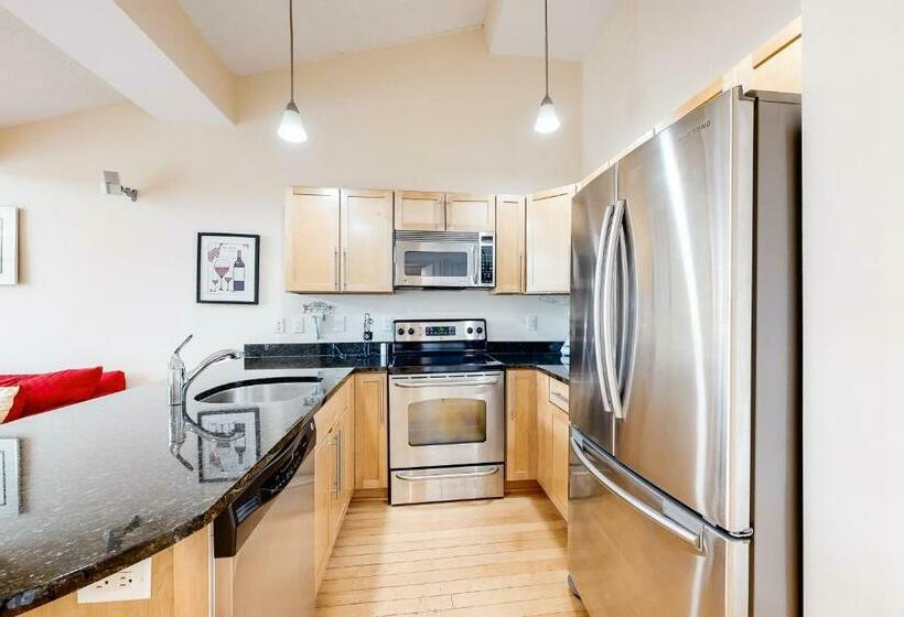 Апартаменты 1 Спальня, Town Of Dewey Beach    The Opal #306s