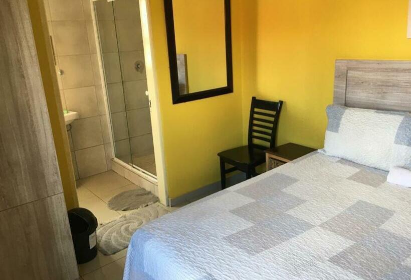 スタンダードルーム, Elson Lodge