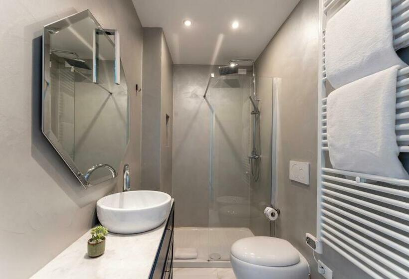 اتاق استاندارد, Missori Suites