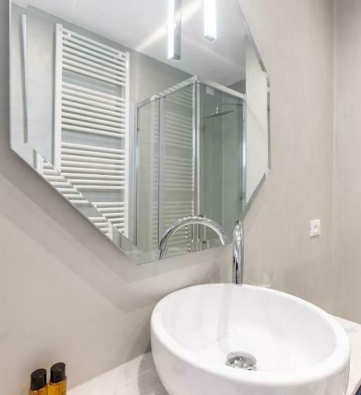 اتاق استاندارد, Missori Suites