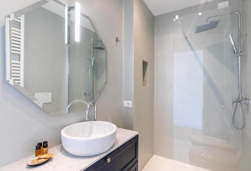 اتاق استاندارد, Missori Suites