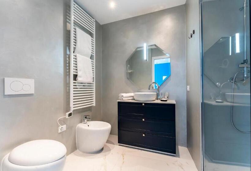 اتاق سوپریور, Missori Suites