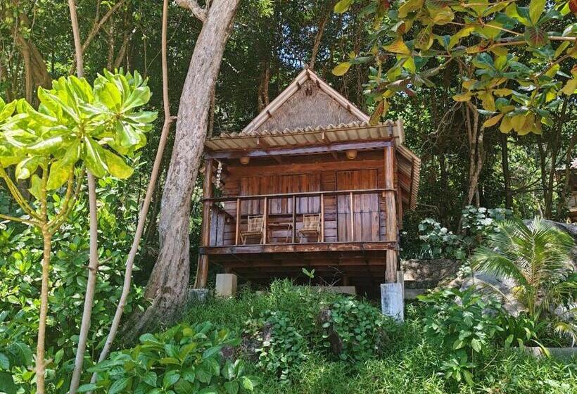 בקתה סטנדרטית, Kamaku Bungalows