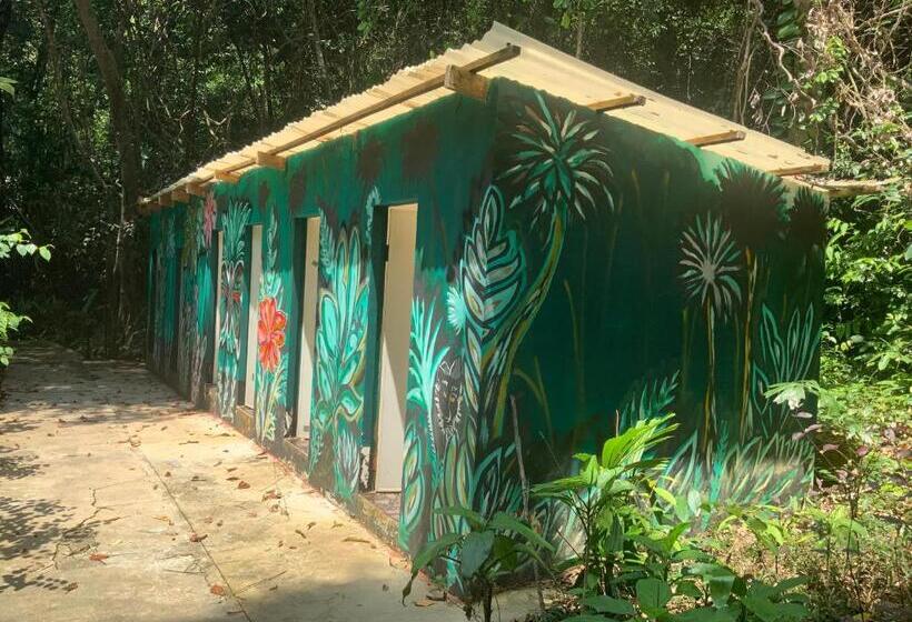 מיטה בחדר משותף, Kamaku Bungalows