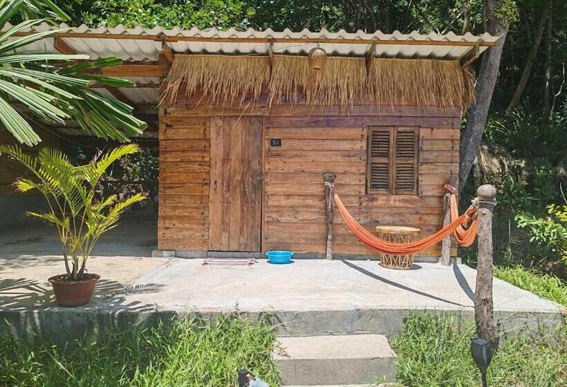 Номер Стандарт Вид на Море с Балконом, Kamaku Bungalows
