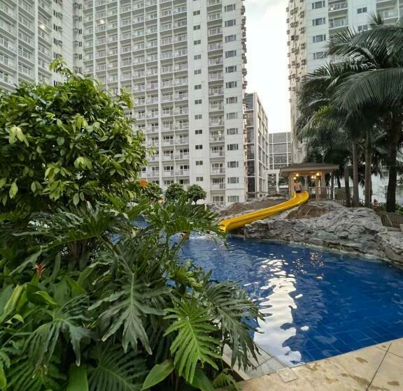Quarto Estandar, Shore1 Residences Yam Staycation