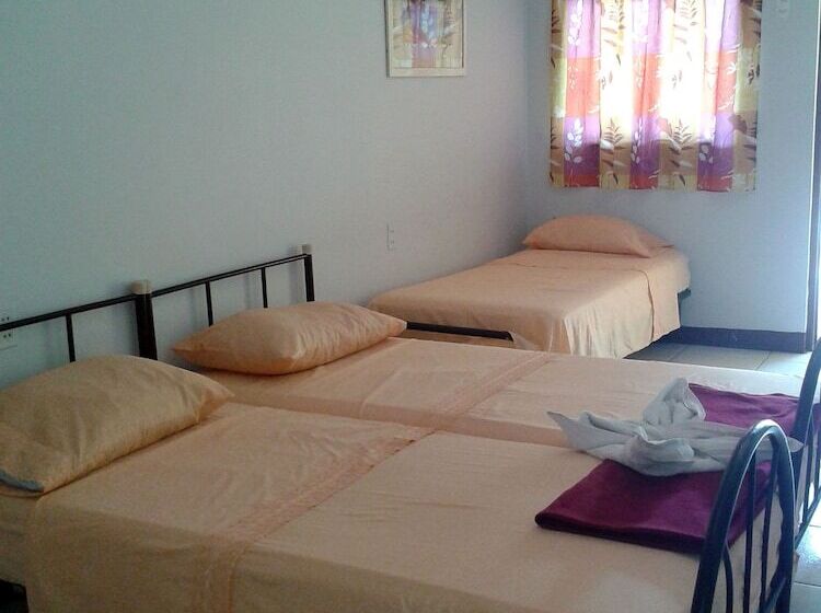 اتاق استاندارد سه نفره, Apartamentos Cecil Paradise