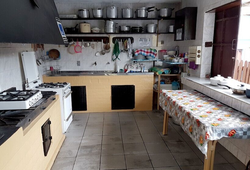 اتاق استاندارد سه نفره, Apartamentos Cecil Paradise