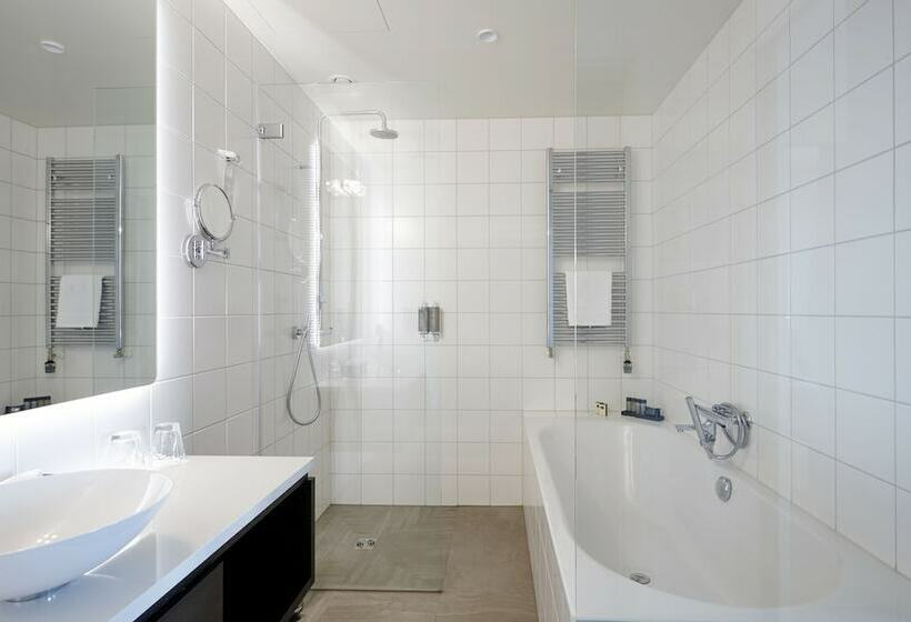 سوییت, Fosshotel Reykjavík