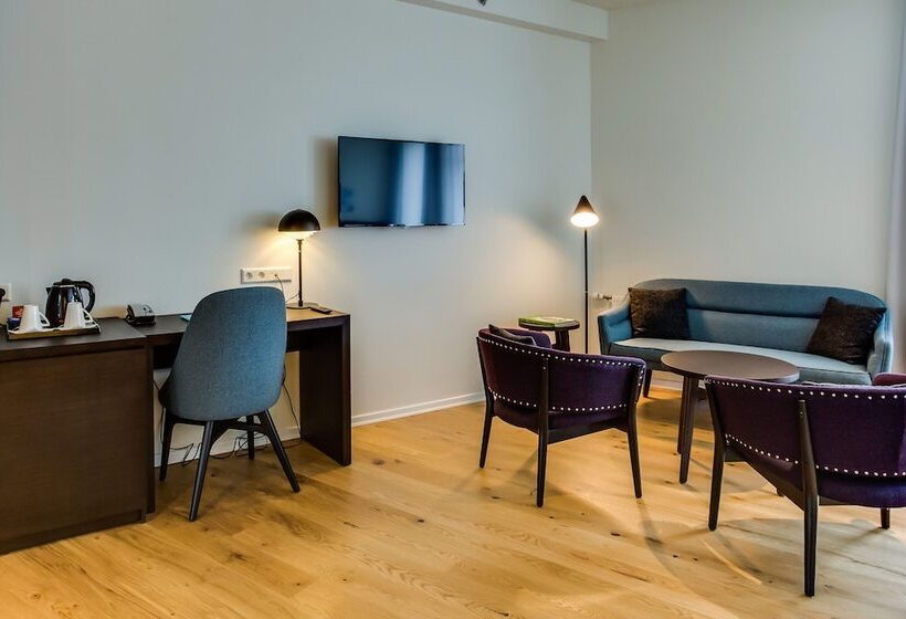 デラックスルーム, Fosshotel Reykjavík