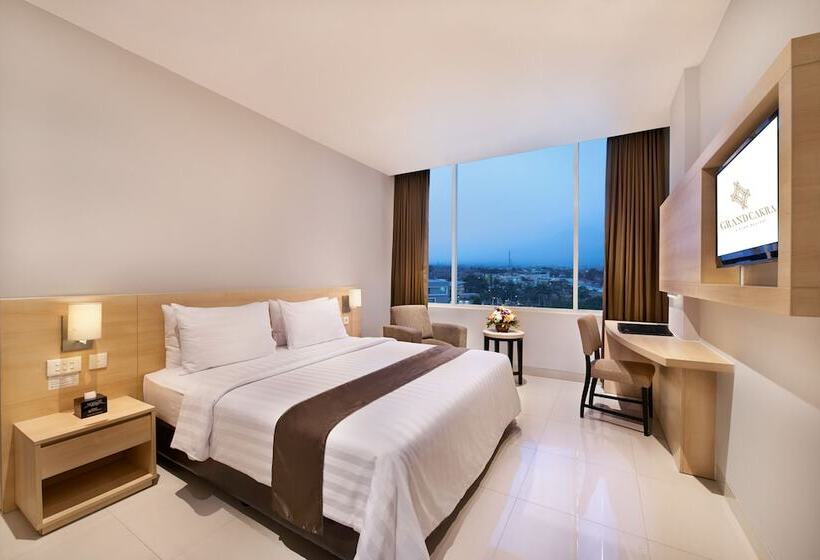Полулюкс, Grand Cakra Hotel Malang