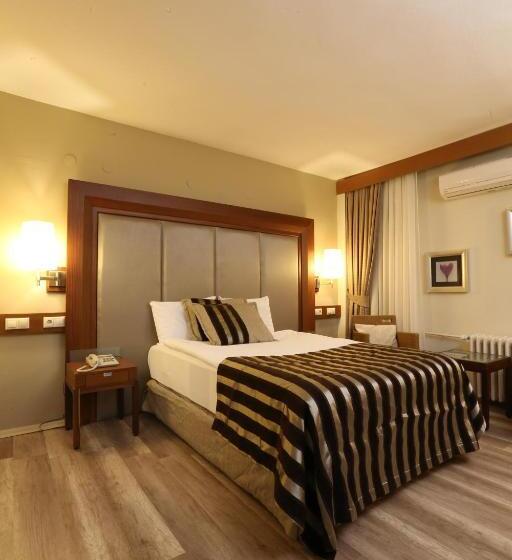 Номер Стандарт, Grand Terme
