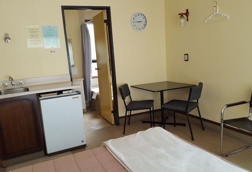 Студия Стандарт, Ace Motor Lodge