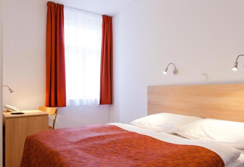 Quarto Estandar, Ambiance