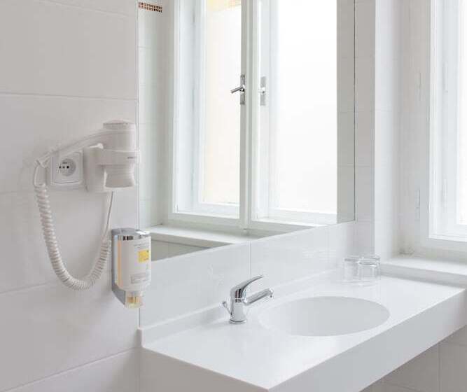 Quarto Triplo Estandar, Ambiance