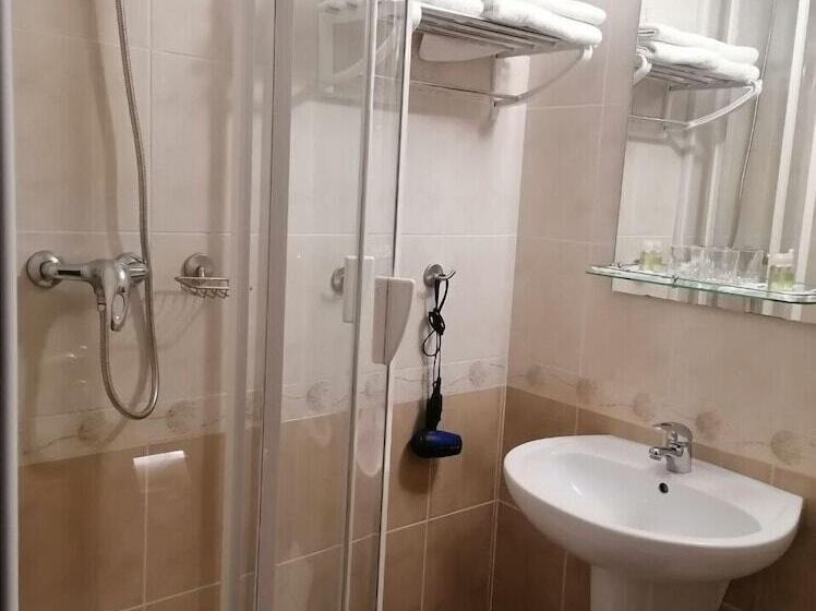 컴포트 룸, Cherkasy Palace