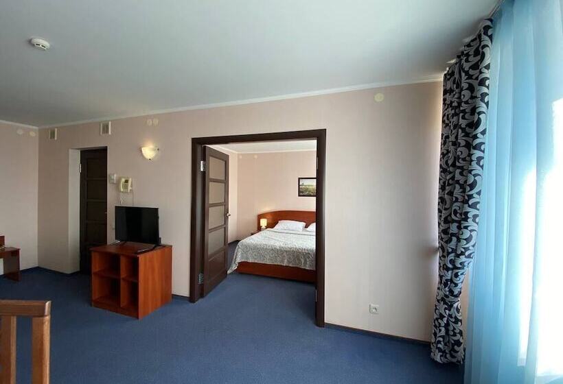 컴포트 룸, Cherkasy Palace